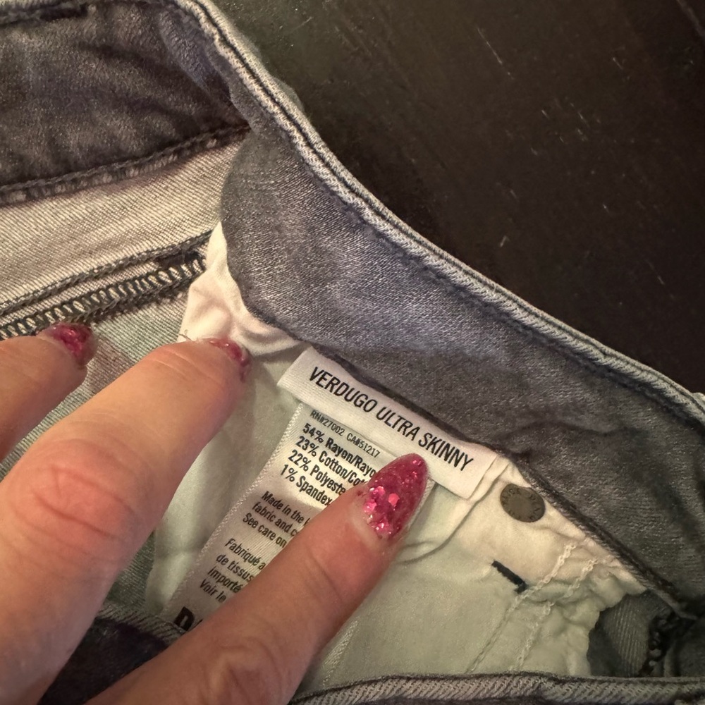 Paige Verdugo Ultra Skinny Jeans size 28 - Picture 4 of 5